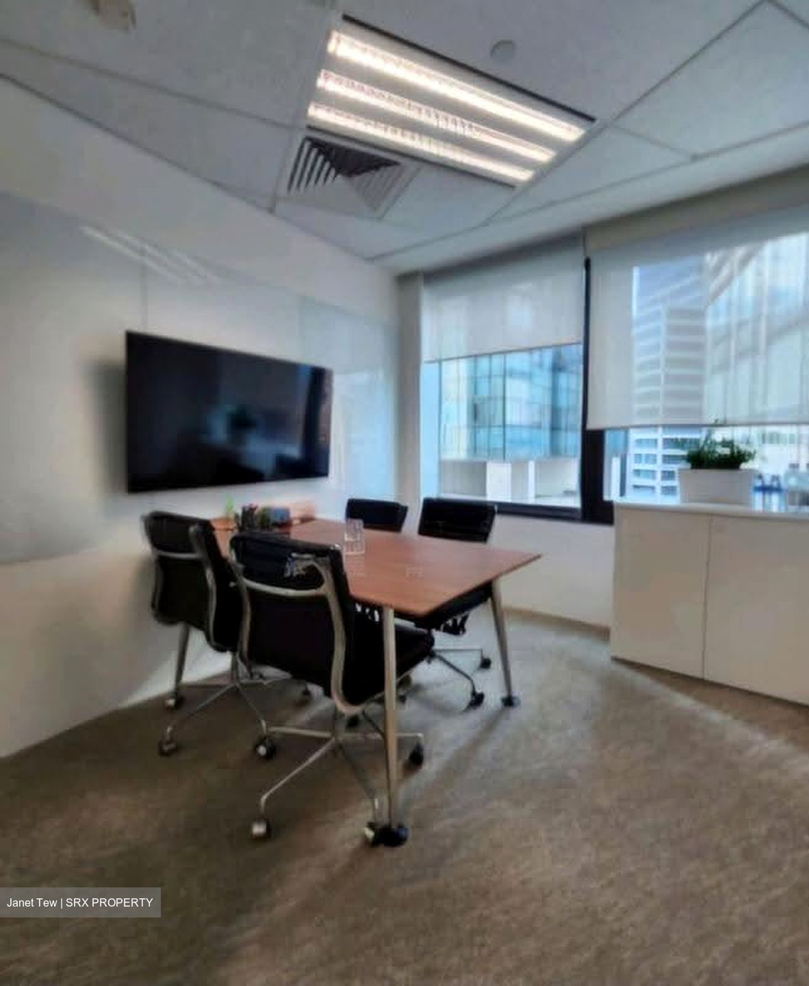Chartered Bank Building (D1), Office #639005771